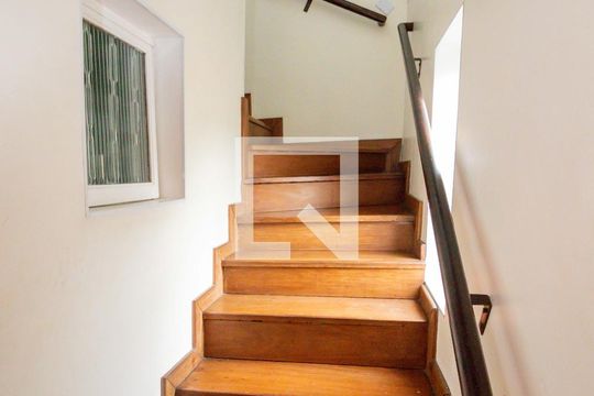 Acesso Quartos de casa à venda com 4 quartos, 217m² em Jardim Sarah, São Paulo