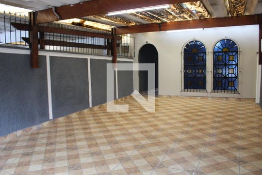 Garagem de casa para alugar com 3 quartos, 192m² em Casa Verde Alta, São Paulo