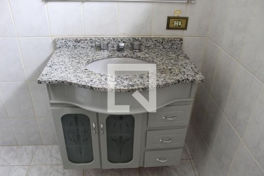 Banheiro do Quarto 1 de casa para alugar com 3 quartos, 192m² em Casa Verde Alta, São Paulo