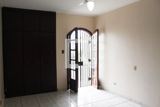Quarto de casa para alugar com 3 quartos, 192m² em Casa Verde Alta, São Paulo
