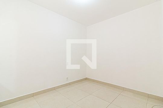 Quarto de kitnet/studio para alugar com 1 quarto, 42m² em Vila Santa Teresa (zona Leste), São Paulo