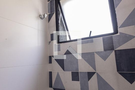 Banheiro Social de apartamento para alugar com 1 quarto, 30m² em Vila Formosa, São Paulo