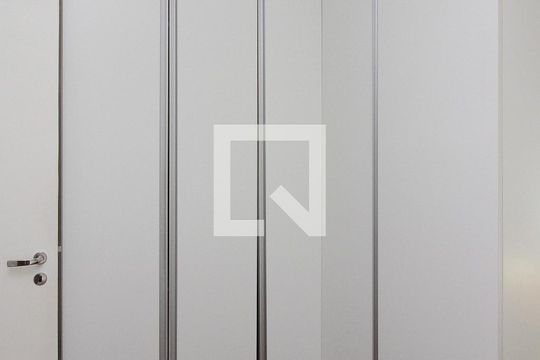 Suíte  de apartamento para alugar com 1 quarto, 45m² em Bela Vista, São Paulo