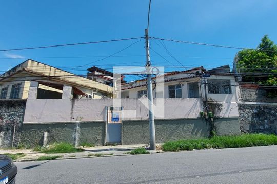 Casa para alugar com 1 quarto, 50m² em Piedade, Rio de Janeiro