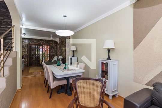 Casa à venda com 4 quartos, 380m² em Jardim Itu Sabará, Porto Alegre