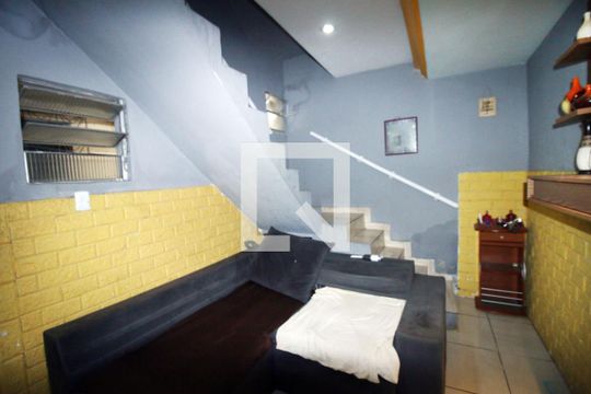 Casa para alugar com 2 quartos, 94m² em Parada de Lucas, Rio de Janeiro