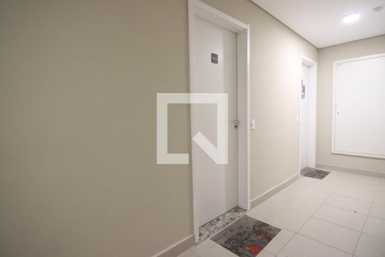 Hall de entrada de apartamento à venda com 1 quarto, 29m² em Vila Penteado, São Paulo