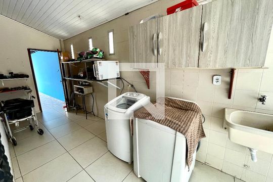 Área de Serviço de casa à venda com 4 quartos, 170m² em Vila Joana, Jundiaí