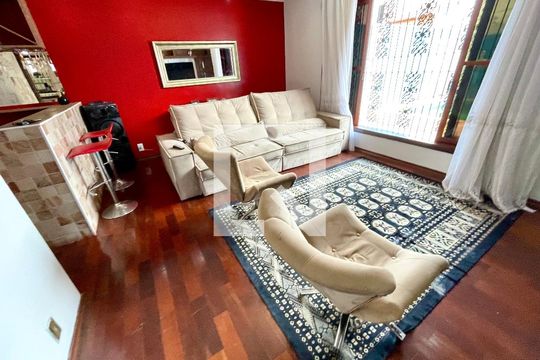 Sala de casa à venda com 4 quartos, 170m² em Vila Joana, Jundiaí