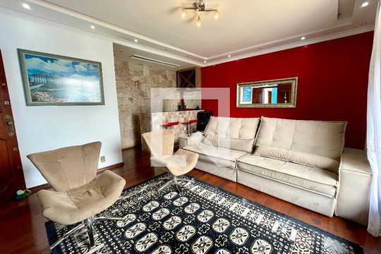 Casa à venda com 4 quartos, 170m² em Vila Joana, Jundiaí