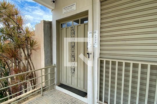 Área comum de kitnet/studio à venda com 1 quarto, 54m² em Setor Habitacional Samambaia (taguatinga), Brasília