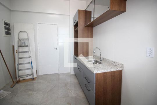 Cozinha de apartamento à venda com 2 quartos, 70m² em Maracanã, Rio de Janeiro