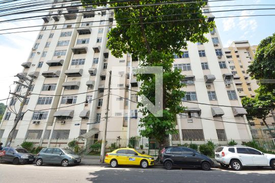 Fachada de apartamento à venda com 3 quartos, 66m² em Catumbi, Rio de Janeiro