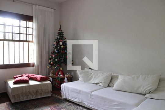 Casa à venda com 4 quartos, 356m² em Jardim Itamarati, Campinas