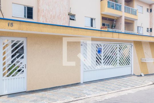 Fachada de apartamento à venda com 3 quartos, 97m² em Vila Scarpelli, Santo André