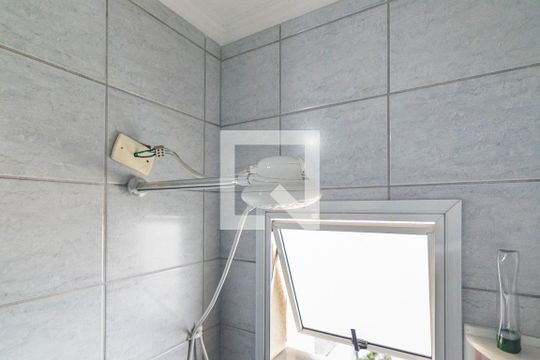 Chuveiro de apartamento à venda com 3 quartos, 97m² em Vila Scarpelli, Santo André