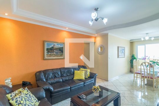 Apartamento à venda com 3 quartos, 97m² em Vila Scarpelli, Santo André