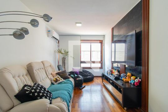 Sala de apartamento para alugar com 2 quartos, 97m² em Rio Branco, Porto Alegre