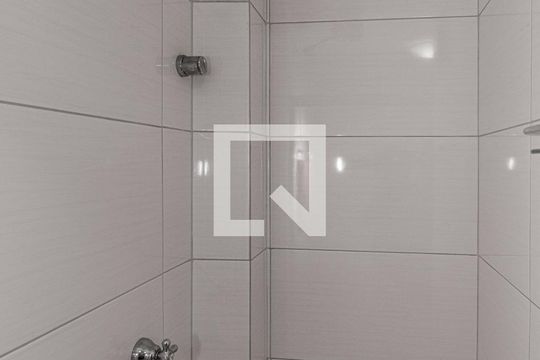 Banheiro da Suíte de apartamento à venda com 1 quarto, 36m² em Protásio Alves, Porto Alegre