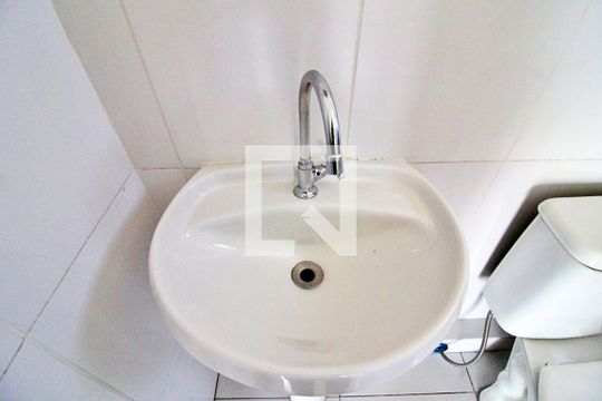 Banheiro de apartamento para alugar com 1 quarto, 50m² em Vila Alto de Santo Andre, Santo André