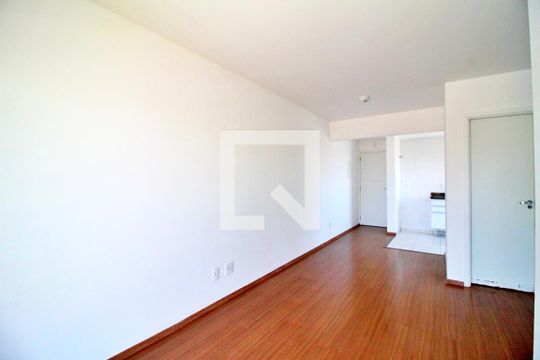 Sala de apartamento para alugar com 1 quarto, 50m² em Vila Alto de Santo Andre, Santo André