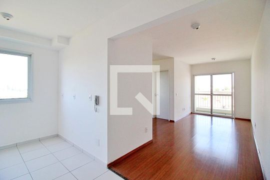 Sala/Cozinha de apartamento para alugar com 1 quarto, 50m² em Vila Alto de Santo Andre, Santo André