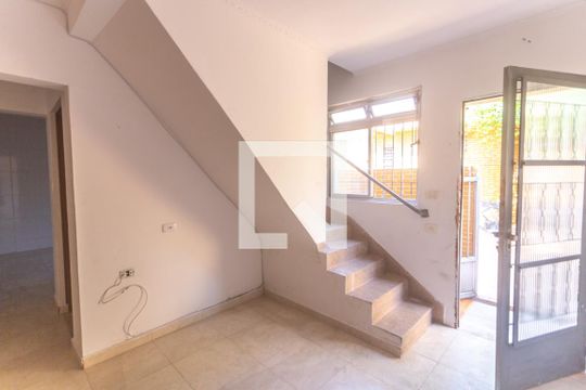 Sala de estar de casa à venda com 2 quartos, 125m² em Vila Nova Santa Luzia, São Bernardo do Campo