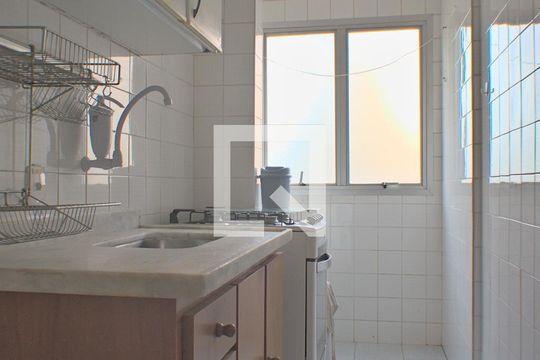 Cozinha e Área de Serviço de kitnet/studio à venda com 1 quarto, 42m² em Botafogo, Campinas