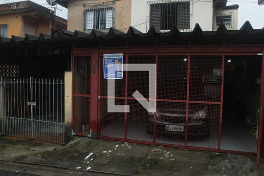 Fachada de casa à venda com 3 quartos, 92m² em Vila Campo Grande, São Paulo