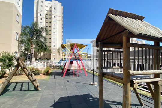 Playground de apartamento à venda com 3 quartos, 80m² em Jardim Tupanci, Barueri