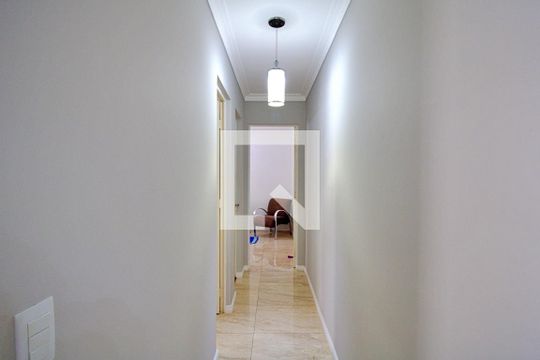 Corredor de apartamento para alugar com 2 quartos, 50m² em Vila Andrade, São Paulo