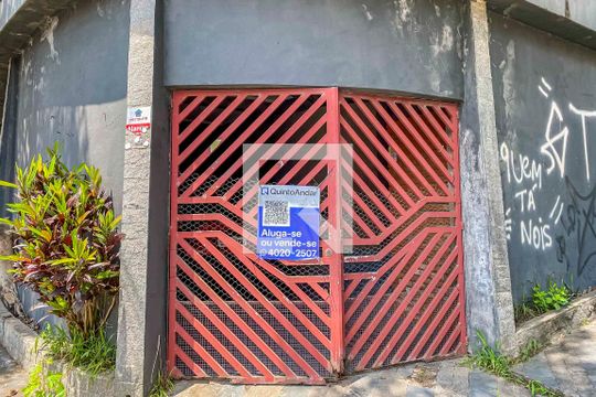 Fachada de casa para alugar com 3 quartos, 220m² em Vila Guarani, Santo André