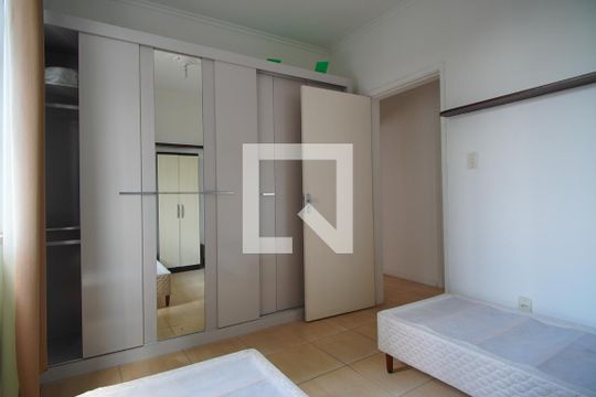Quarto 1 de apartamento à venda com 2 quartos, 80m² em Rio Branco, Porto Alegre