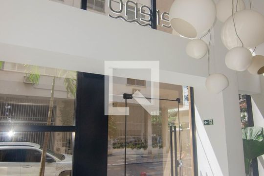 Entrada de apartamento à venda com 1 quarto, 62m² em Copacabana, Rio de Janeiro