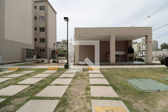 Garagem de apartamento para alugar com 2 quartos, 42m² em Rio Branco, Canoas