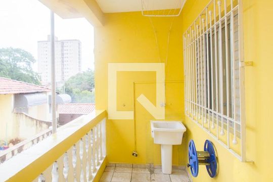 Área de Serviço de apartamento para alugar com 2 quartos, 65m² em Parque Maria Helena, São Paulo
