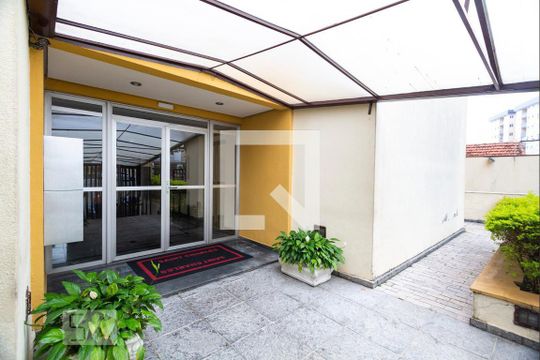 Entrada de apartamento à venda com 2 quartos, 44m² em Vila Guarani (z Sul), São Paulo