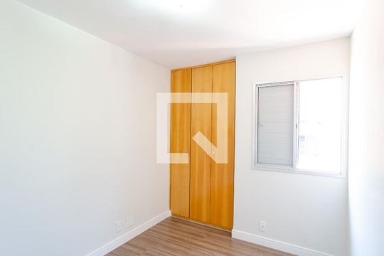 Quarto 1 de apartamento à venda com 2 quartos, 44m² em Vila Guarani (z Sul), São Paulo