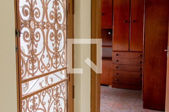 Quarto 1-Casa 1 de casa à venda com 3 quartos, 120m² em Vila Cruz das Almas, São Paulo