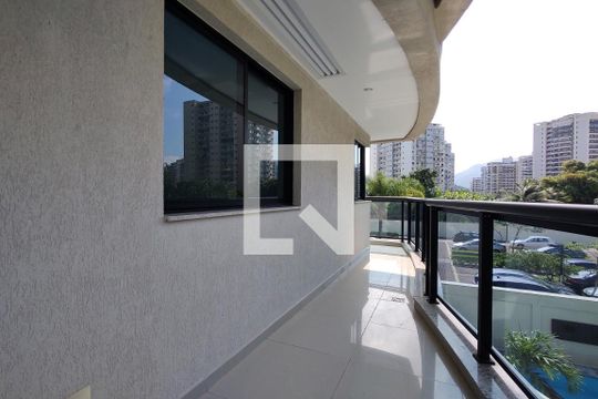 Varanda de apartamento para alugar com 3 quartos, 80m² em Jacarepaguá, Rio de Janeiro