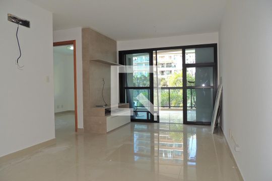Apartamento para alugar com 3 quartos, 80m² em Jacarepaguá, Rio de Janeiro