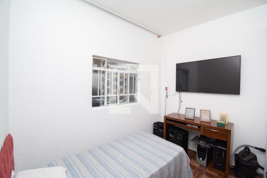 Quarto 1 de casa à venda com 3 quartos, 360m² em Industrial, Contagem