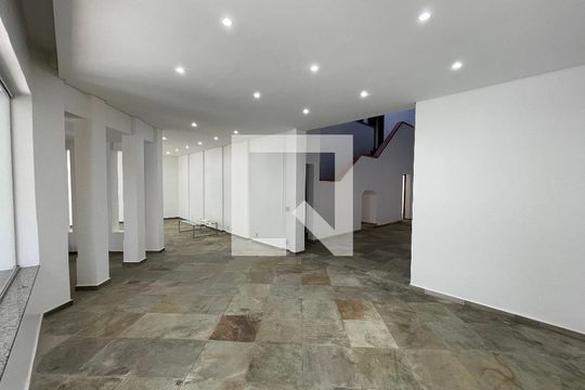 Casa à venda com 6 quartos, 375m² em Serra, Belo Horizonte