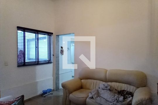Casa à venda com 5 quartos, 160m² em Ana Lúcia, Belo Horizonte