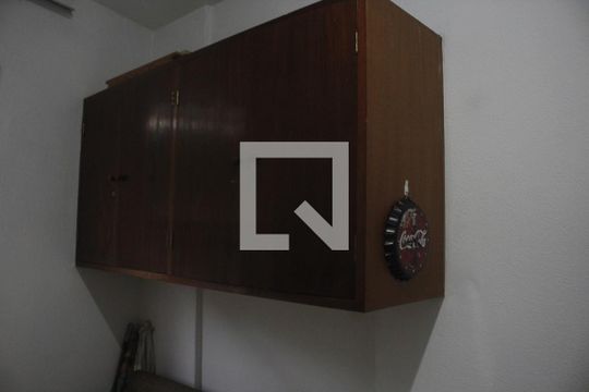Sala/Quarto de kitnet/studio para alugar com 1 quarto, 28m² em Itararé, São Vicente