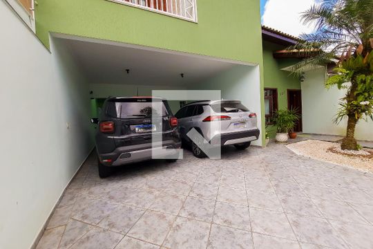 Garagem de casa à venda com 3 quartos, 256m² em Dos Casa, São Bernardo do Campo