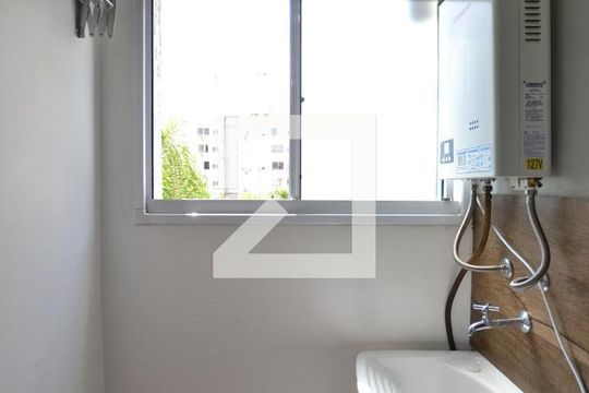 Serviço de apartamento à venda com 2 quartos, 48m² em Cavalhada, Porto Alegre