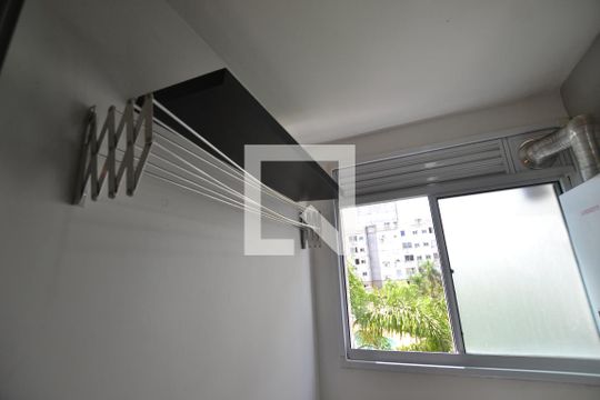Varal de apartamento à venda com 2 quartos, 48m² em Cavalhada, Porto Alegre