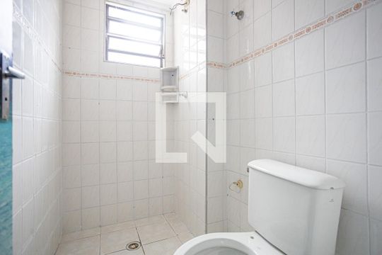 Banheiro de apartamento à venda com 2 quartos, 45m² em Novo Osasco, Osasco
