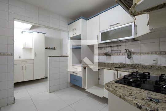 Cozinha - Armários de casa à venda com 3 quartos, 103m² em Anil, Rio de Janeiro